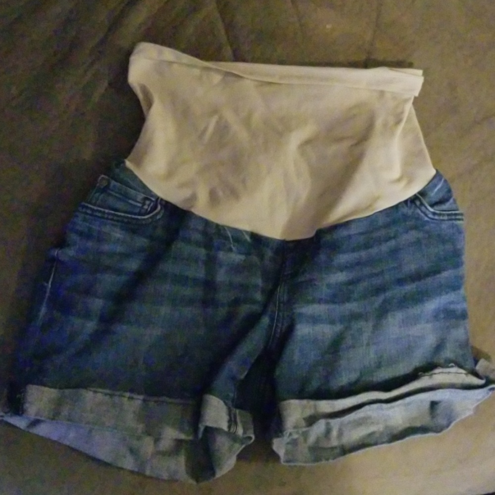 Morherhood maternity shorts XL w/full panel